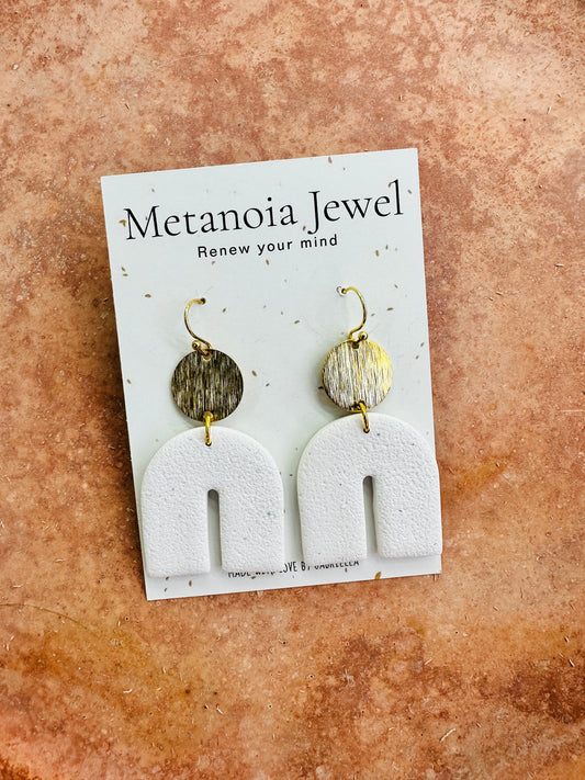 White & Gold Arch Earrings