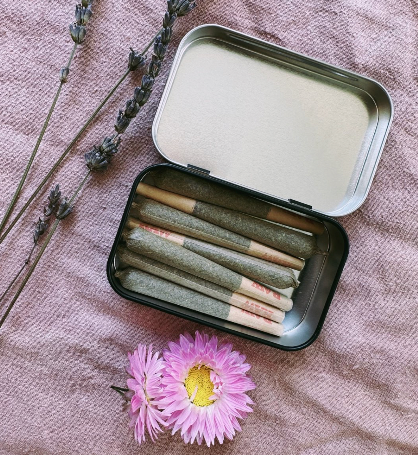 Herbal Smokes | Pre-Rolls